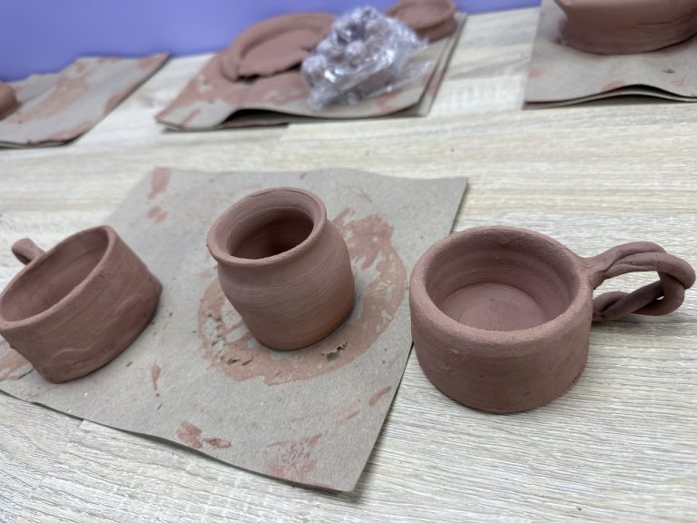 TW12_Pottery1